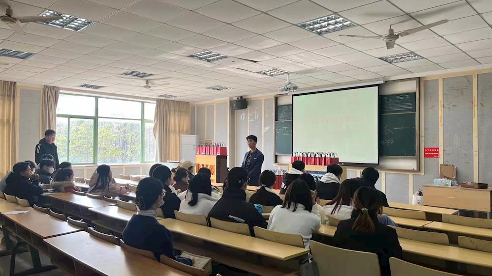 df04421b37b44bd099b1ea54face8317.jpg df04421b37b44bd099b1ea54face8317.jpg